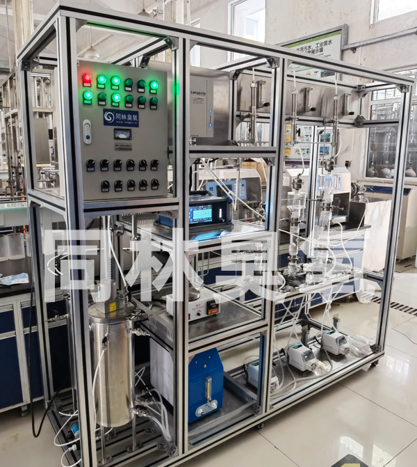 北京高校三柱臭氧反应装置验收完毕